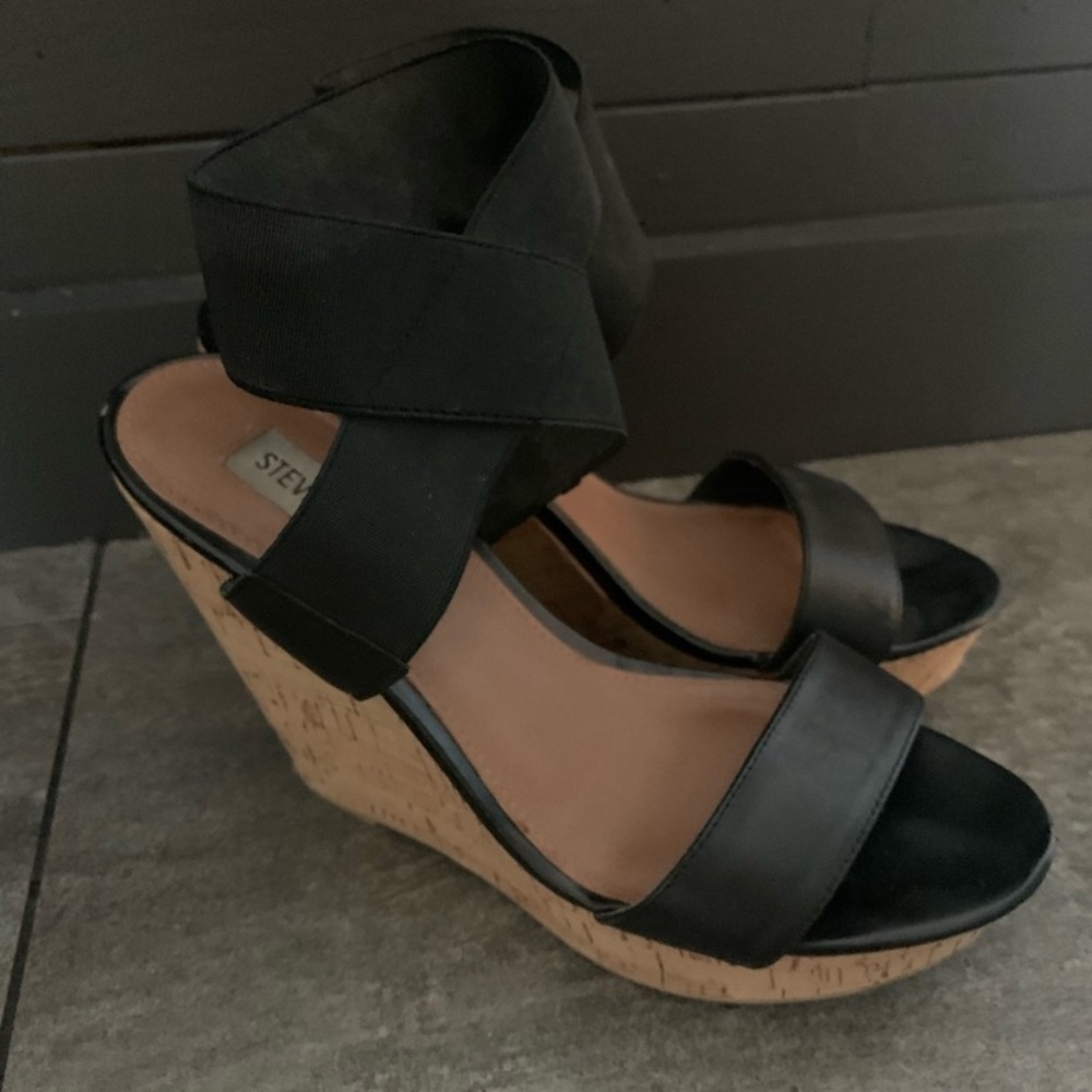 Steve Madden wedges!